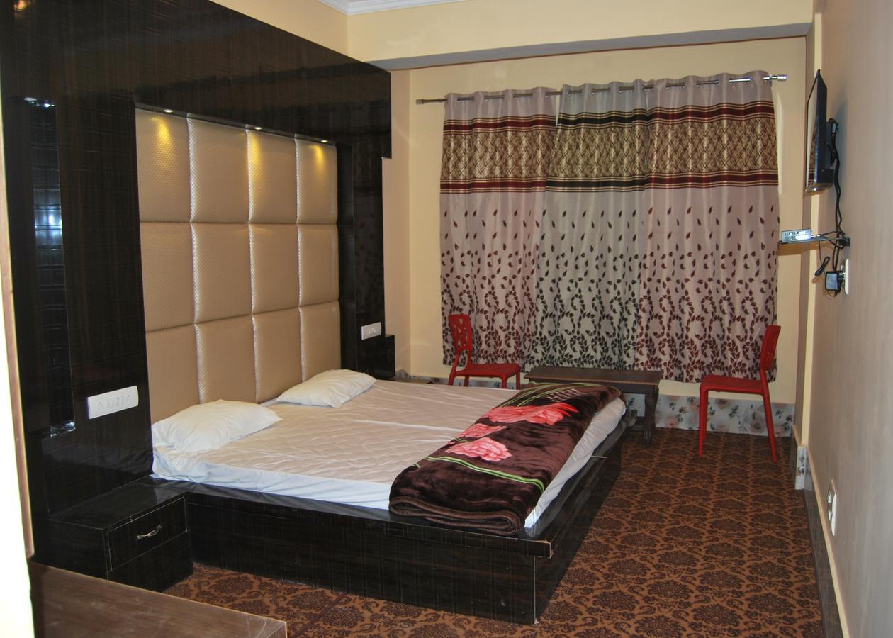 Hotel Sobo Central Srīnagar 외부 사진