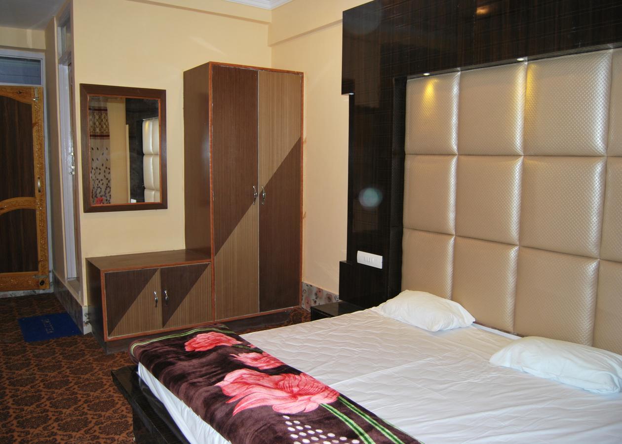 Hotel Sobo Central Srīnagar 외부 사진
