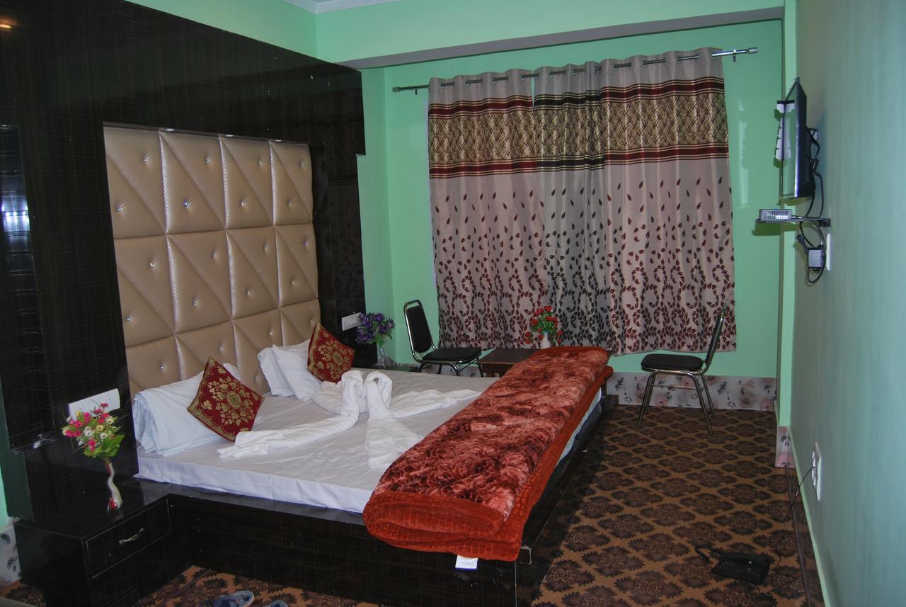 Hotel Sobo Central Srīnagar 외부 사진